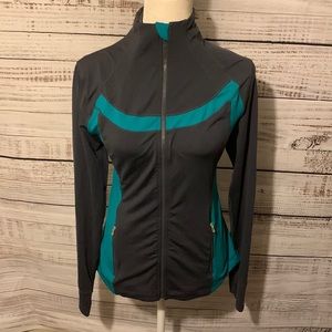 Women active by old navy sweater size medium